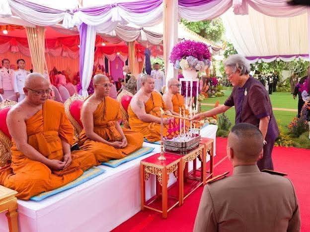 เกจิ 108 รูป พุทธาภิเษกเหรียญรุ่นทูลเกล้า